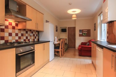 5 bed house, Gelligaer Street, Cathays, Cardiff, CF244LA - Image 1